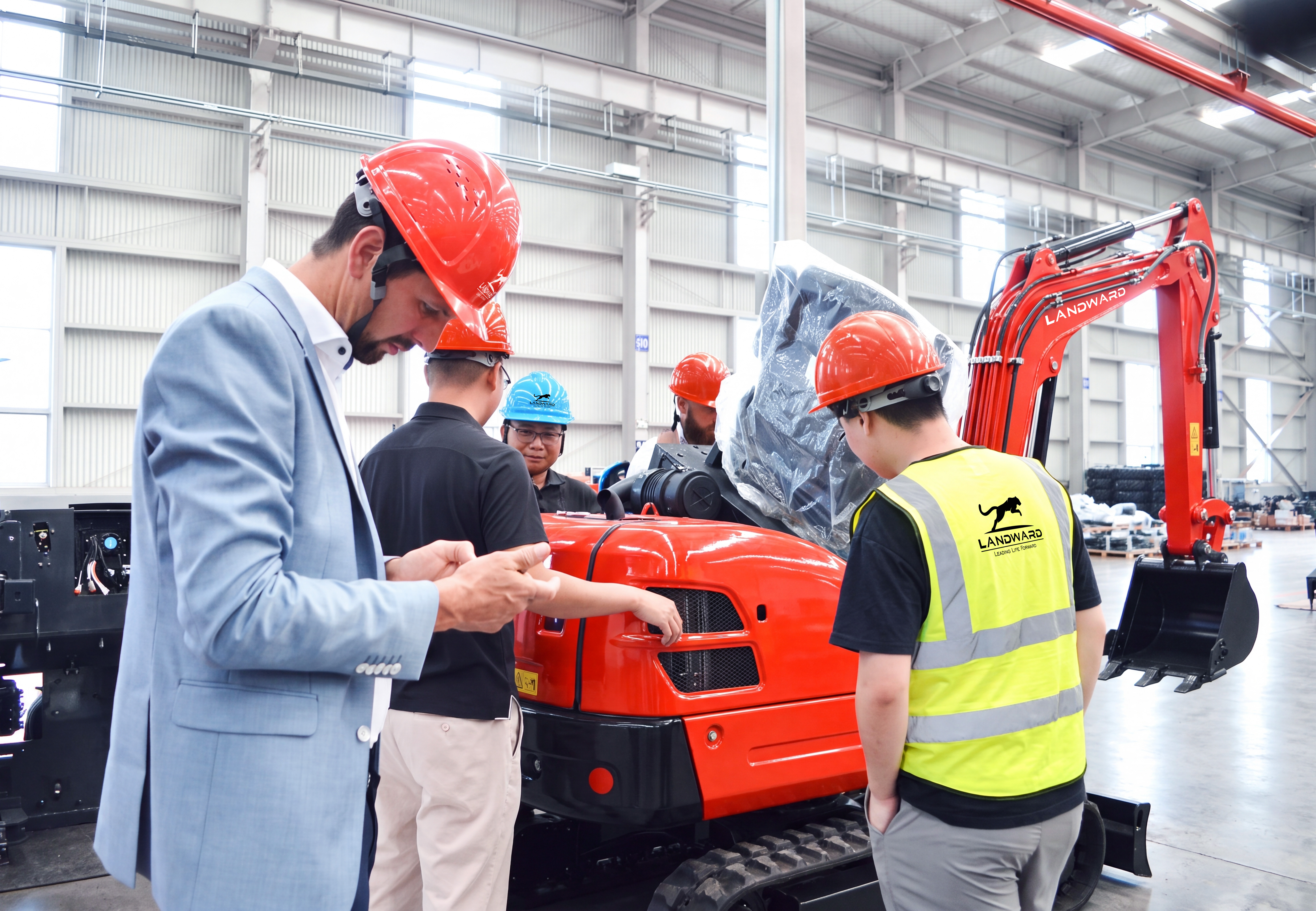 LANDWARD dealer cooperation