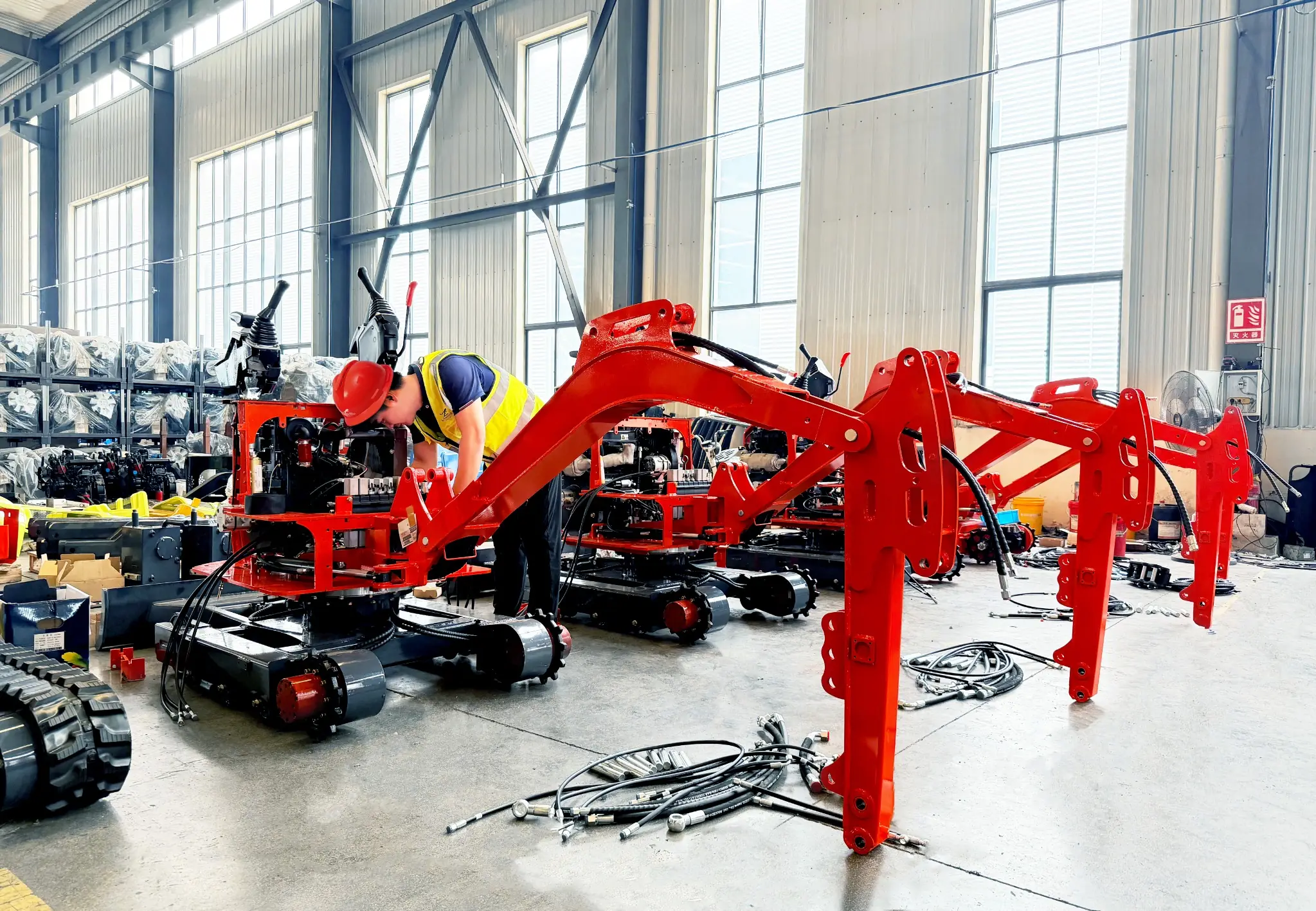 LANDWARD excavator manufacturing